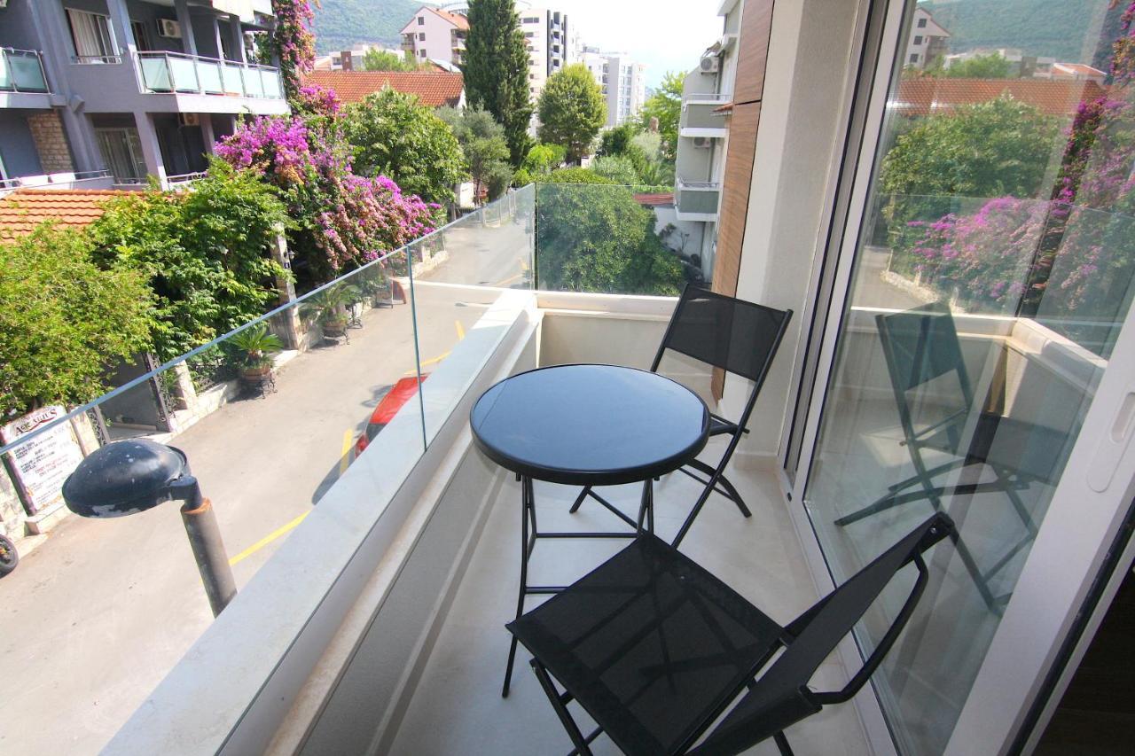 Apartments Lora Zmajeva, 7 Budva Exterior photo